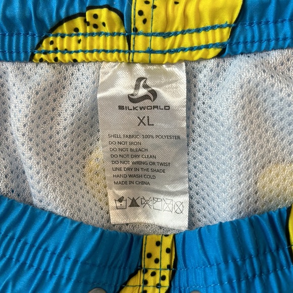 Men’s XL Swim Trunks- blue with yellow lemon - Picture 3 of 4
